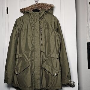 Columbia Forest Green Ski Jacket with Fur Hood